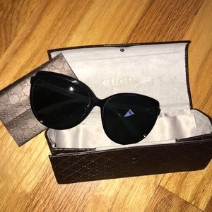GUCCI SUNGLASSES
